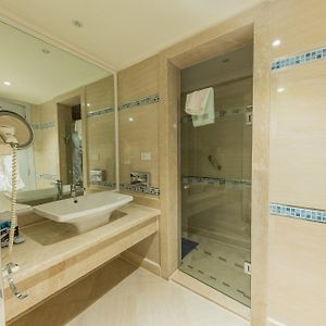 Family Suite Partial Sea View
